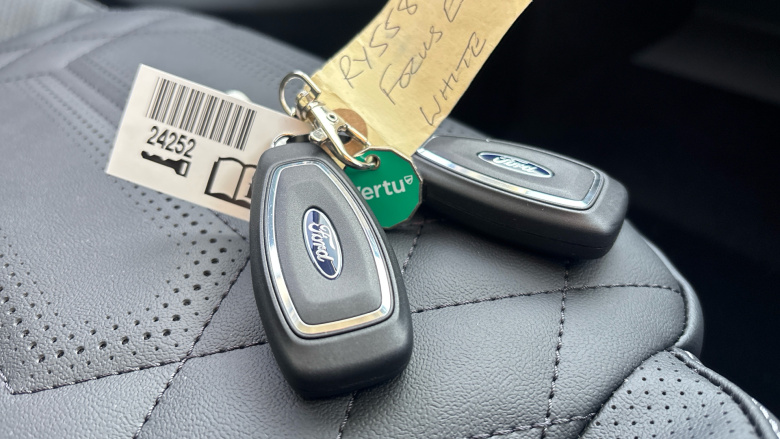 Ford Focus 1.0 EcoBoost Hybrid mHEV 155 Titanium X 5dr Auto Petrol Estate